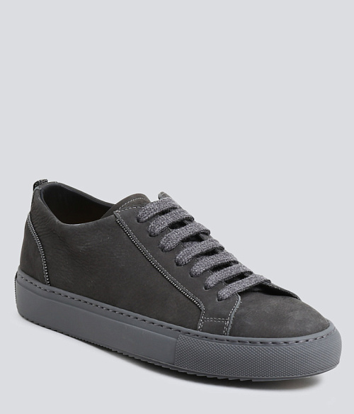 Doucals